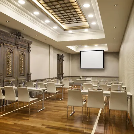 Hotel Nh Collection 4*