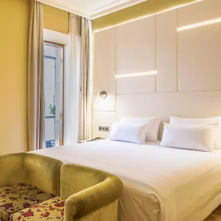 Nh Collection Hotel