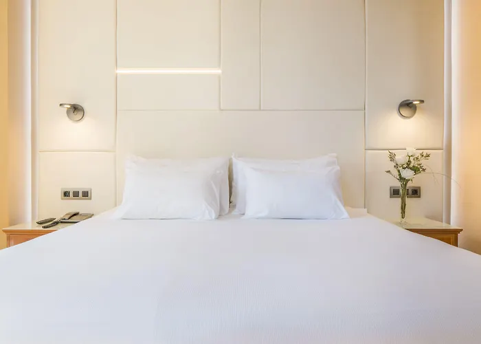 Nh Collection Hotel 4*